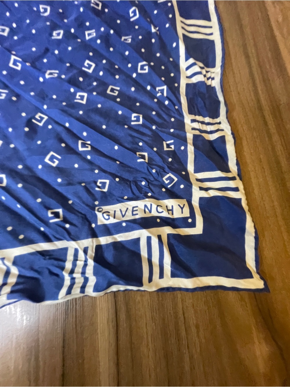 GIVENCHY Vintage Silk Scarf “G” Logo Motif 27" Square Blue & White - Picture 3 of 5